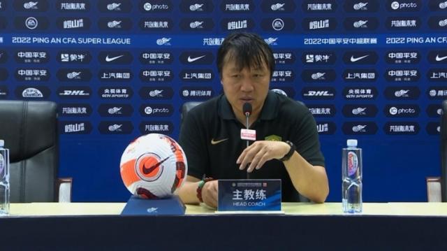 谢峰解释为何打3后卫 称告诉队员输一场球很正常