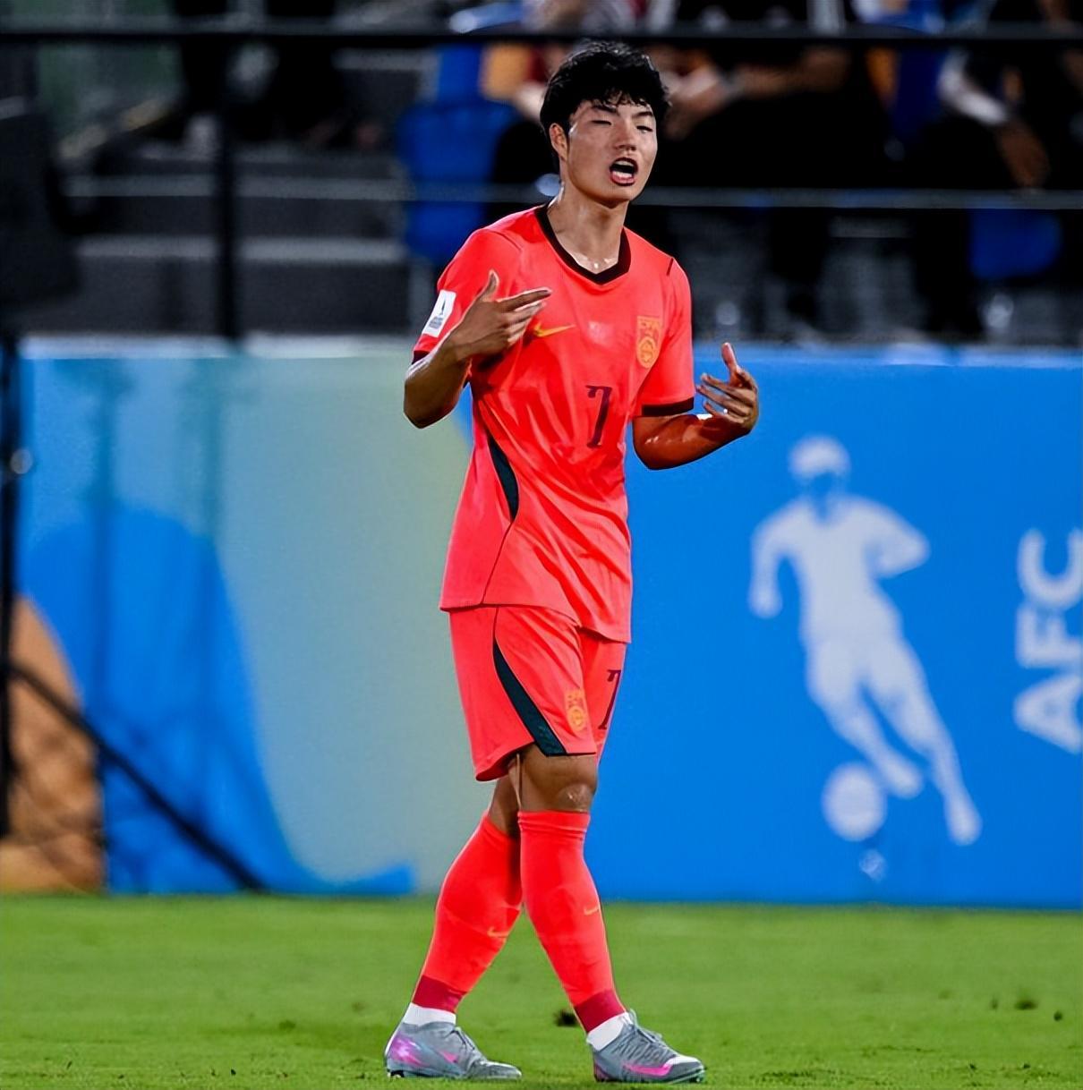 半岛体育-男足要转运？中国U17队1胜2负也幸运出线，1/4决赛对手和时间确定